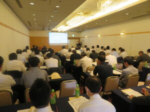 東京都ＬＰガススタンド協会、保安係員等研修会を開催　引っ張り事故防止の考え方を解説　