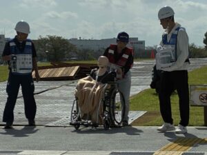 サイサン、九都県市合同防災訓練に協力・出展　人工呼吸器使用患者の搬送を初実施