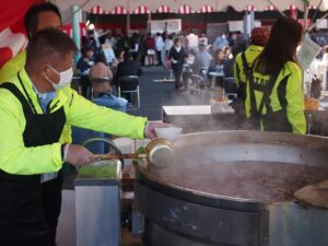 美濃加茂ガス、「かも丸鍋」でおもてなし　感謝祭を開催