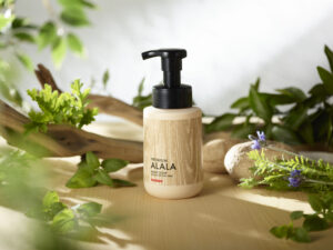 岩谷産業、泡のオーガニックハンドソープ 天然精油100%